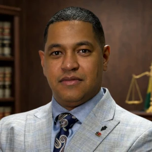 Dr. Elton Alves